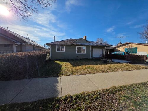 2136 Eberlein Ave, Klamath Falls, OR, 97601-3402 | Card Image