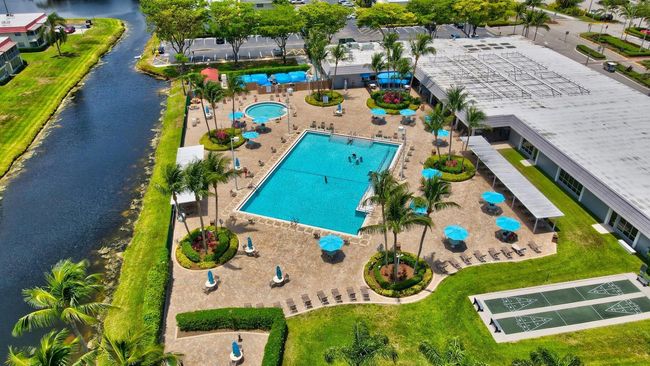 741 - 741 Monaco P, Condo with 2 bedrooms, 2 bathrooms and null parking in Delray Beach FL | Image 45