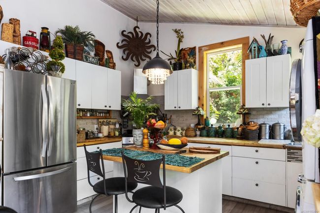 2470 North End Rd, House other with 3 bedrooms, 5 bathrooms and 8 parking in Salt Spring BC | Image 16