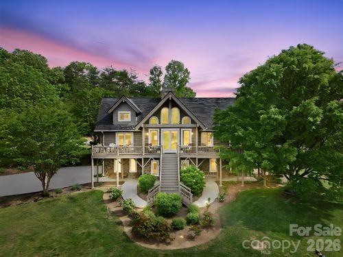 112 Sunny Morning Ct, Hendersonville, NC, 28792-0503 | Card Image