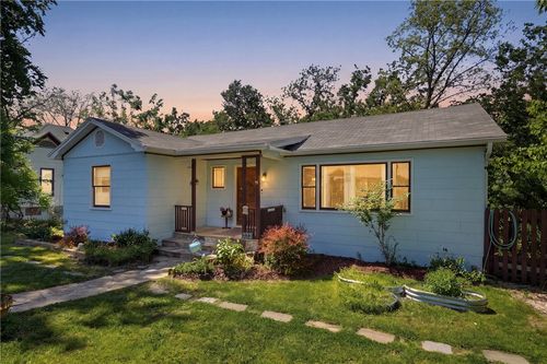 115 Wall St, Eureka Springs, AR, 72632-3633 | Card Image