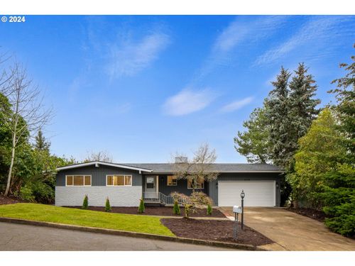 9358 Se Sun Crest Dr, HappyValley, OR, 97086 | Card Image