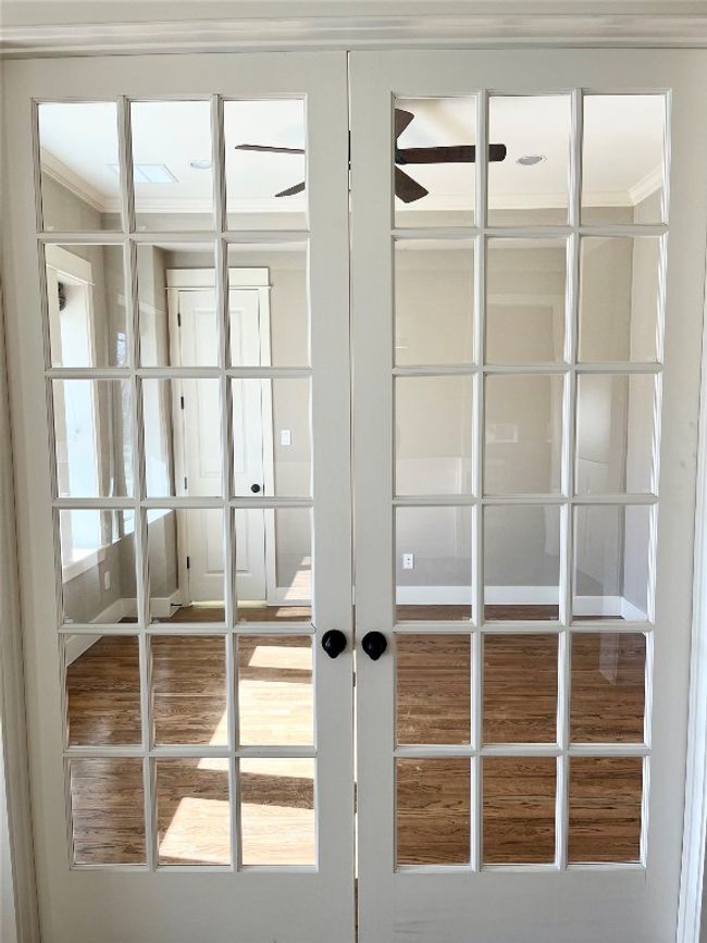 French doors to office. | Image 12