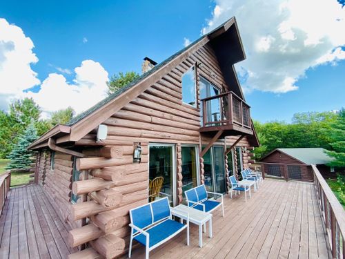 26735 Freedom Valley Dr, Washburn, WI, 54891-4834 | Card Image