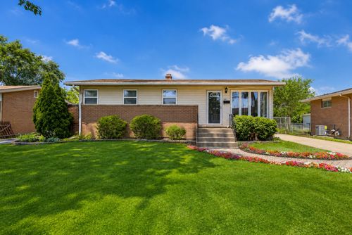 322 E Alden Dr, Addison, IL, 60101-3906 | Card Image
