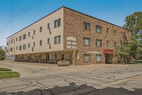 304-619 Elm Ave, Story City, IA, 50248-1352 | Card Image