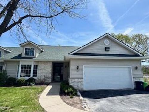 267 Cardinal Lane, Hartland, WI, 53029 | Card Image