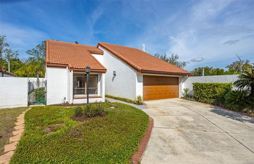 11508 Robles Del Rio Pl, Temple Terrace, FL, 33617-2629 | Card Image