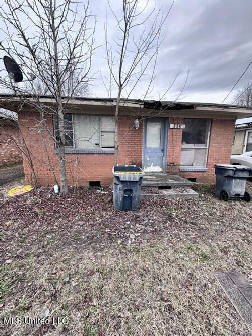 212 Gabbert St, Bruce, MS, 38915-5530 | Card Image