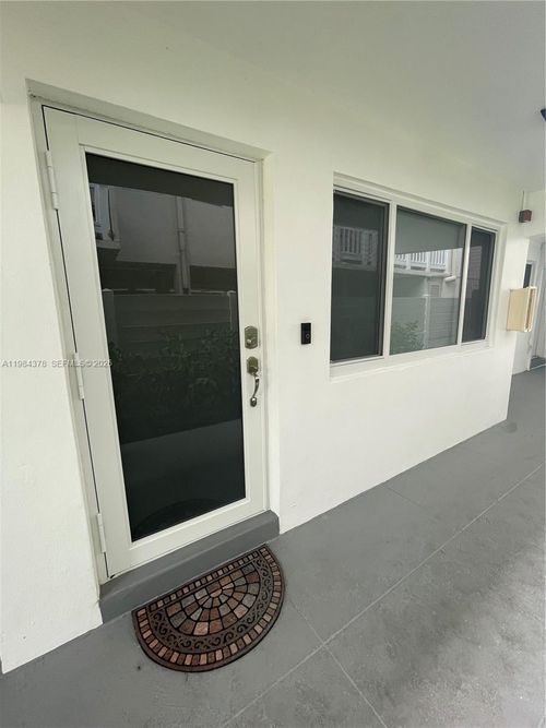 apt-3-926 Michigan Ave, Miami Beach, FL, 33139-5336 | Card Image