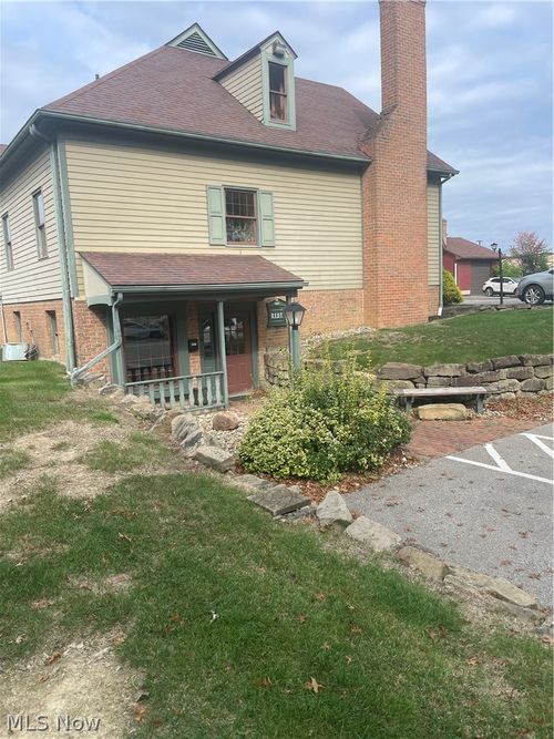 c-5669 Mahoning Ave, Austintown, OH, 44515-2339 | Card Image