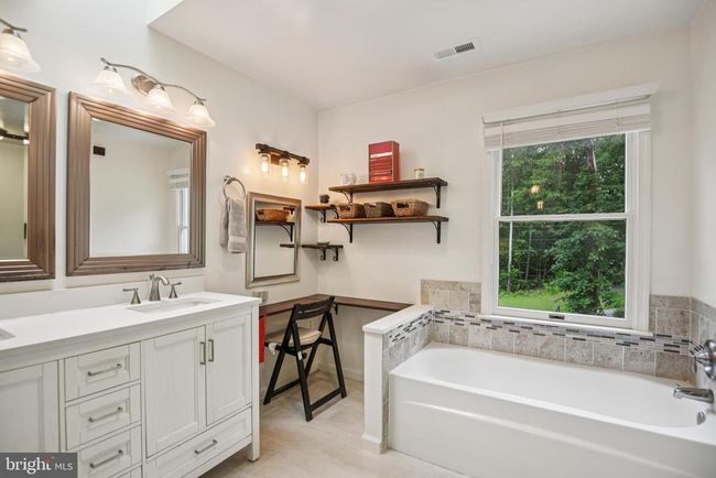 14371 Bristow Rd, House other with 5 bedrooms, 4 bathrooms and null parking in MANASSAS VA | Image 35