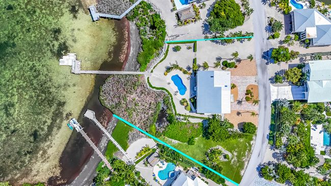Ocean front beach house with pool (22 of | Image 9