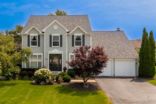 35 Charles Ct, Vernon Hills, IL, 60061-3251 | Card Image