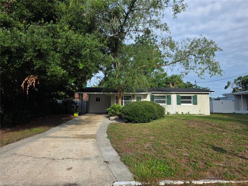 835 Golden Isle Dr, MOUNT DORA, FL, 32757-4607 | Card Image
