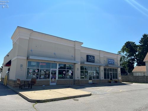 a-1304 Hayes Ave, Sandusky, OH, 44870-3315 | Card Image