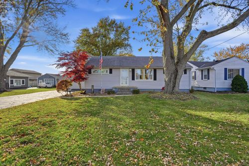 307 Oak St, Castalia, OH, 44824-9530 | Card Image