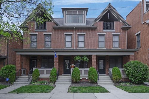 46 E Russell St, Columbus, OH, 43215-2002 | Card Image