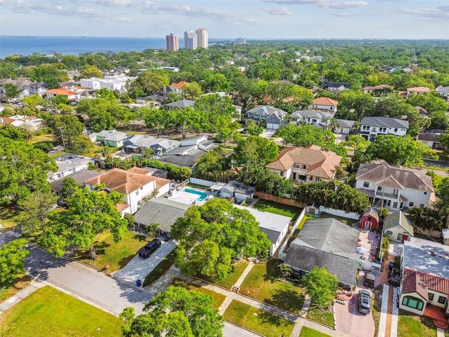 3120 S Julia Cir, House other with 3 bedrooms, 2 bathrooms and null parking in TAMPA FL | Image 47