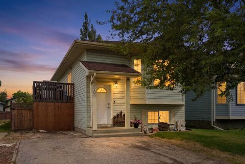 6209 90 St, Grande Prairie, AB, T8W2M4 | Card Image