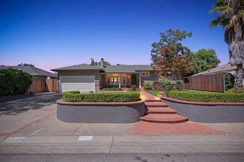 2051 Maryal Dr, Sacramento, CA, 95864-0635 | Card Image