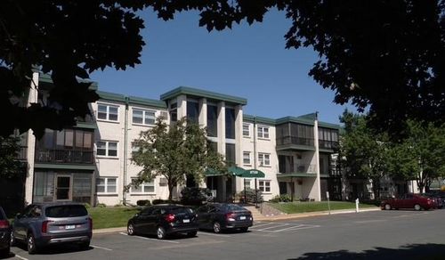 c206-2720 Dale St N, Roseville, MN, 55113-2300 | Card Image