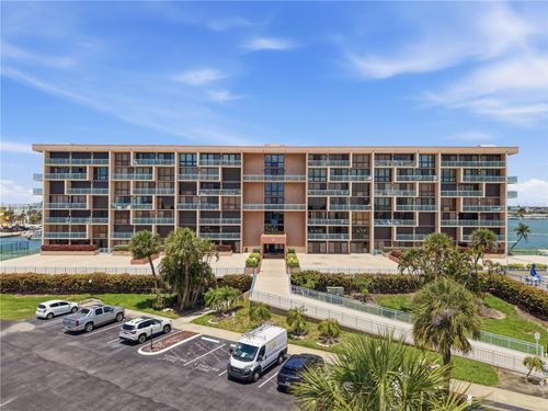 603w-1 Key Capri, TREASURE ISLAND, FL, 33706 | Card Image