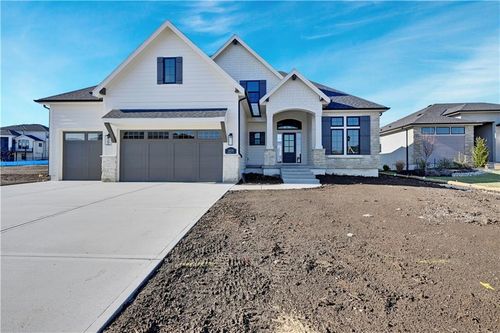 16928 Rosehill St, Overland Park, KS, 66221-2958 | Card Image