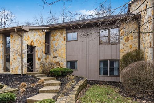 3167 Griggsview Ct, Columbus, OH, 43221-4616 | Card Image