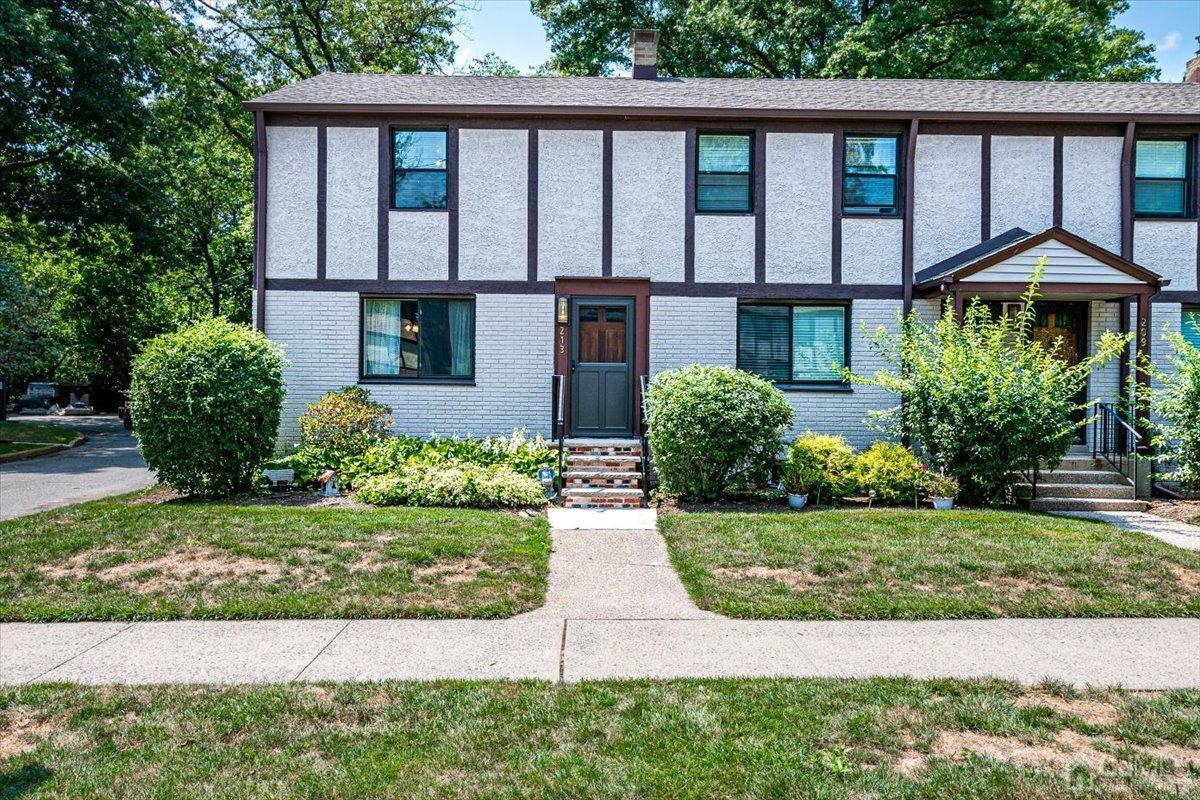 Newman St, Metuchen, NJ 08840