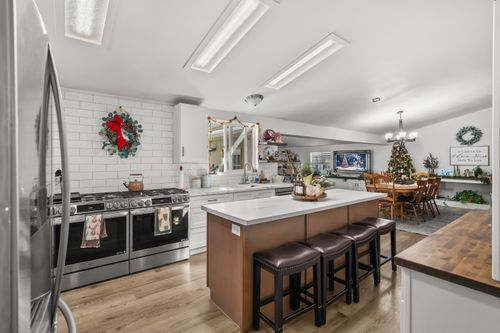 1217 W Topaz Rd, St George, UT, 84770-6045 | Card Image