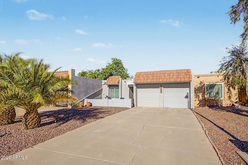 5323 S Mitchell Dr, Tempe, AZ, 85283-1739 | Card Image
