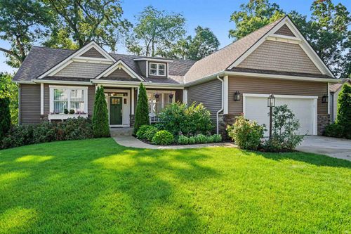 4228 Garden Oak Dr, South Bend, IN, 46628-4105 | Card Image