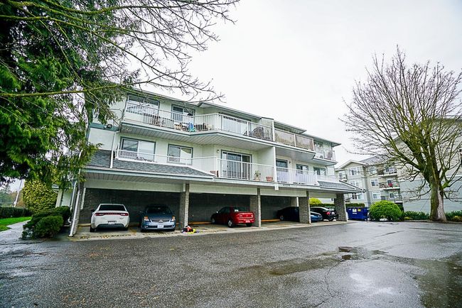 202 - 33225 Old Yale Road, Condo with 1 bedrooms, 1 bathrooms and 1 parking in Abbotsford BC | Image 3