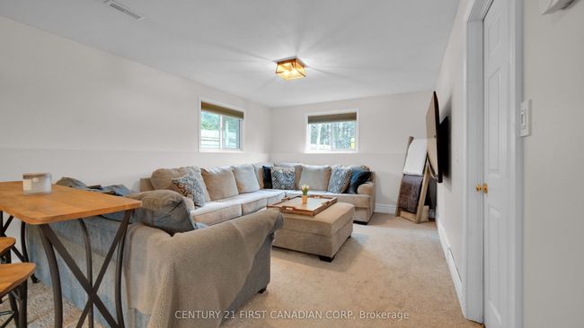 126 Scott St, House other with 3 bedrooms, 2 bathrooms and 4 parking in Strathroy ON | Image 19