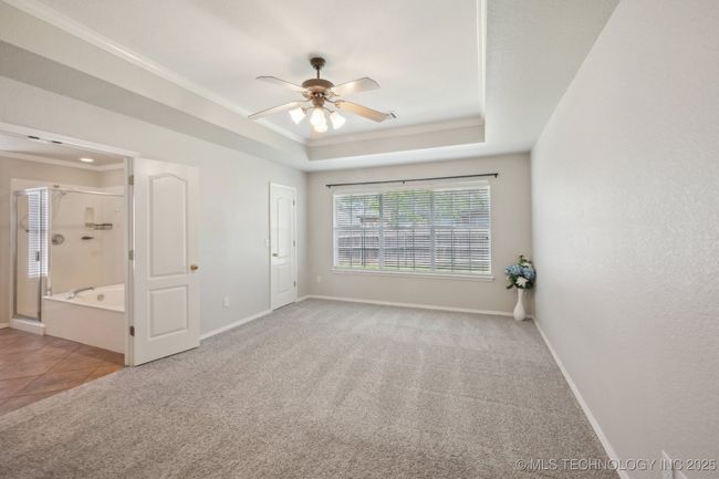 Master Bedroom. | Image 12