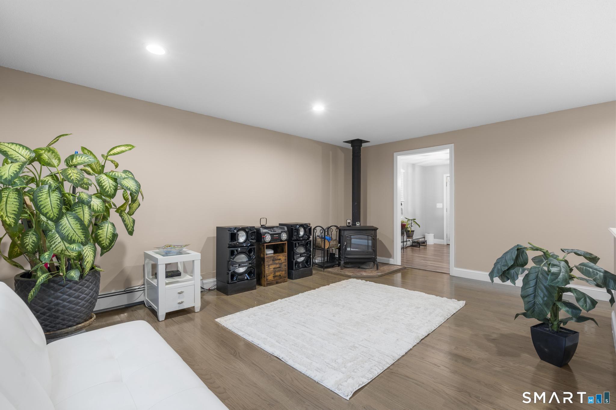 Residential in East Hartford 3