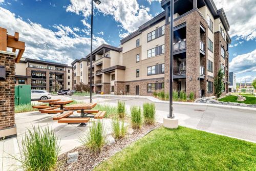 3407-80 Greenbriar Pl Nw, Calgary, AB, T3B6J4 | Card Image