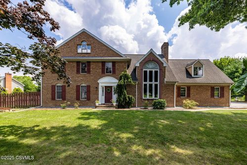 14 Edward Cir, Lewisburg, PA, 17837-8800 | Card Image