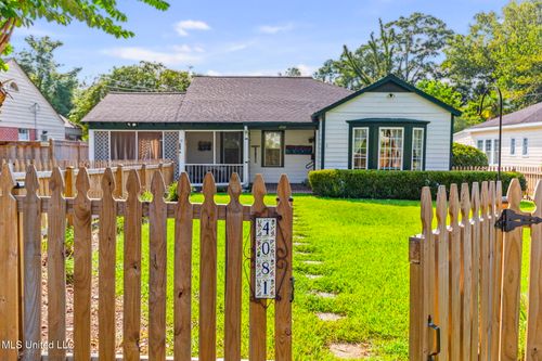 4081 Redwing Ave, Jackson, MS, 39216-3219 | Card Image