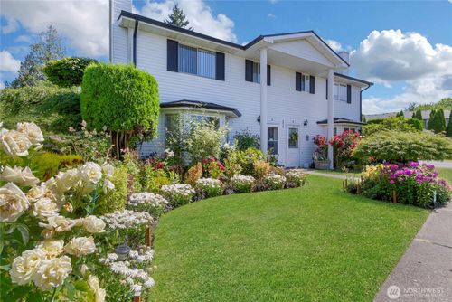 9a-747 37th St Se, Auburn, WA, 98002-7943 | Card Image