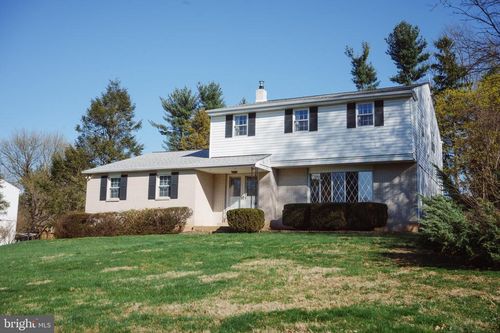 371 N 2nd Street Pike, CHURCHVILLE, PA, 18966-1123 | Card Image