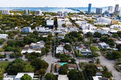 4030 Nw 1st Ave, Miami, FL, 33127-2858 | Card Image