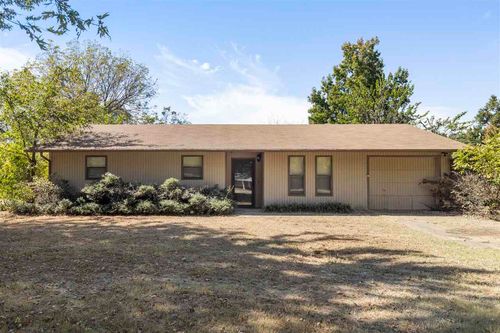 4220 S Henderson St, Stillwater, OK, 74074-7203 | Card Image