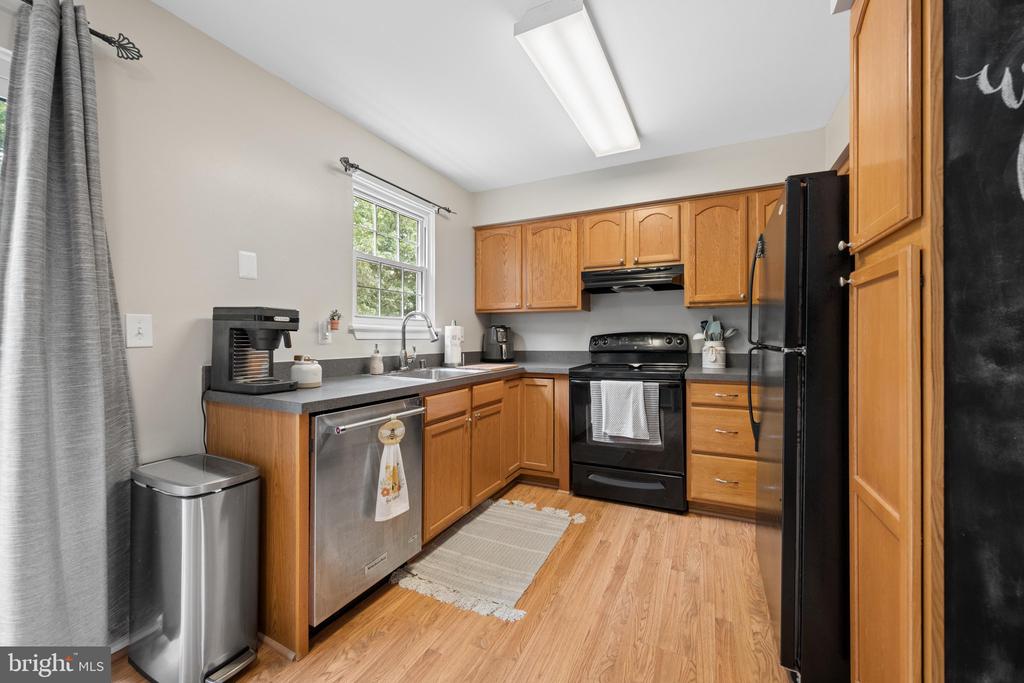 Residential in ELKRIDGE 5