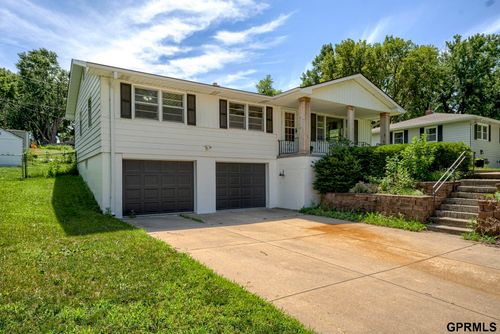 4509 Ridgeway Rd, Omaha, NE, 68134-2948 | Card Image