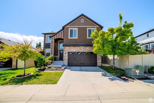 3907 W Tottori Dune Dr, South Jordan, UT, 84009-4718 | Card Image