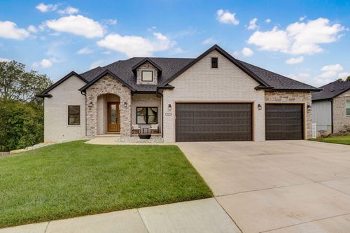 2115 N 21st St, Ozark, MO, 65721-9724 | Card Image