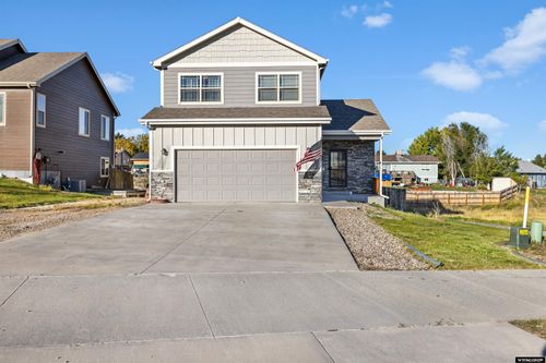 2944 Central Dr, Casper, WY, 82604-4351 | Card Image