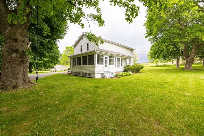 7681 State Route 5 And 20, House other with 4 bedrooms, 2 bathrooms and null parking in Bloomfield NY | Image 6